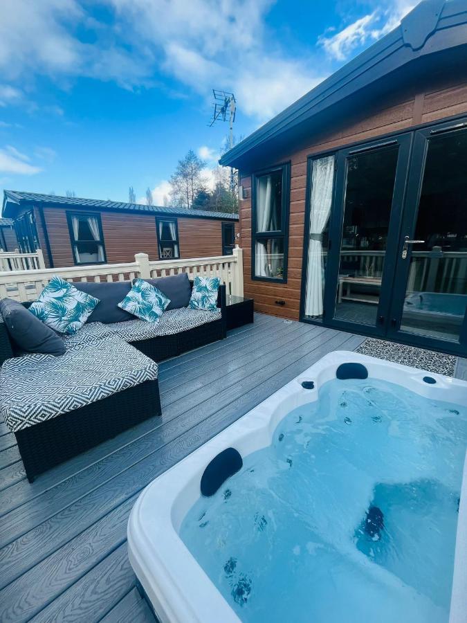 Buttermere Lodge With Hot Tub Barmby on the Moor Esterno foto
